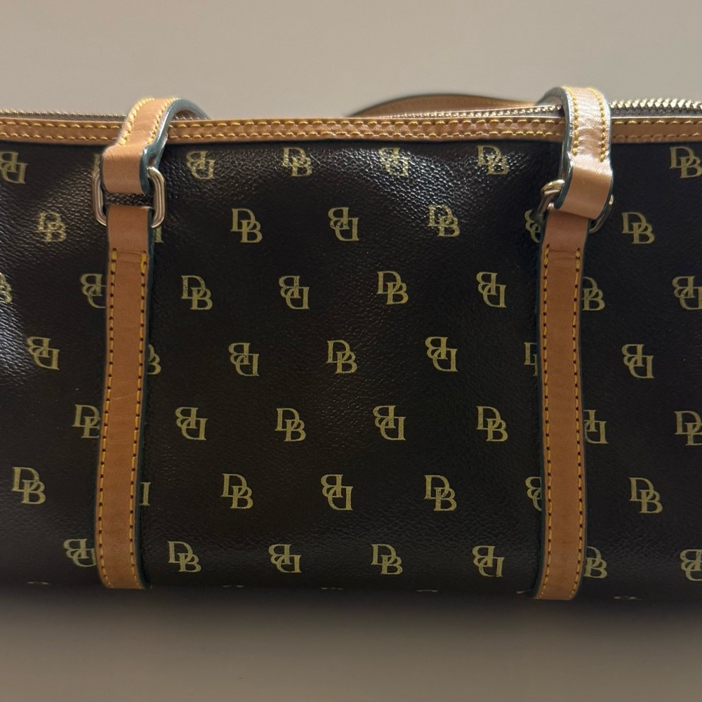 Dooney & Bourke Signature Brown Leather Barrel Bag / Purse